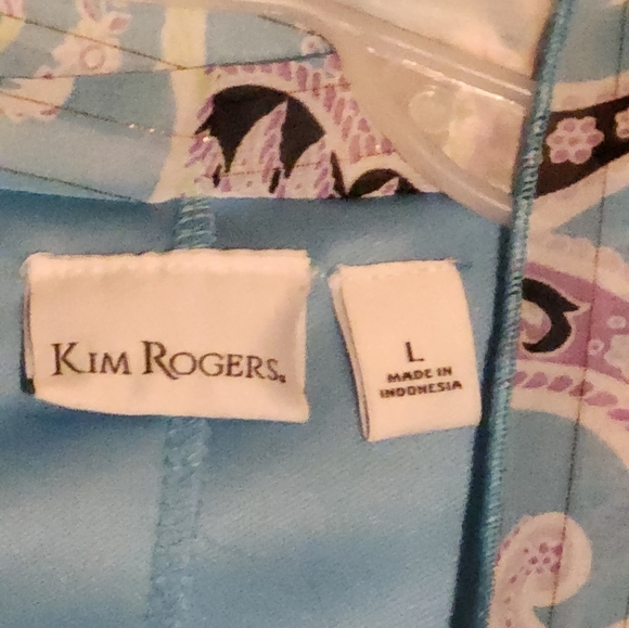 Top - Picture 3 of 3